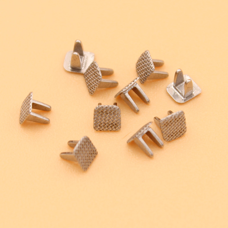 กระดุมจัดฟันด้านลิ้นแบบหนีบได้ - Pipe Bending Spring บทวิจารณ์และราคา